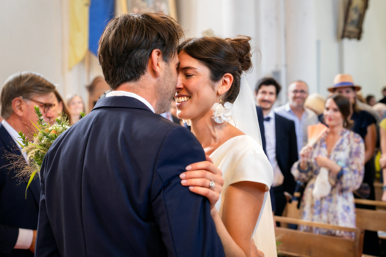 Cérémonie religieuse dans un petit village de la Vallée du lot